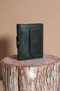 Grüne Leder-Geldbörse Mit Dreifacher Vordertasche