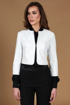 Weiß Kurze Jacke Aus Nappa Rundhals Mit Glattem Effekt
