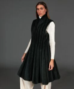 Ausgestellte ärmellose Nerzpelzmantel• Petrolgrün -D’ARIENZO Verkäufe damen nerzmantel armellose ausgestellt echtes nerzfell grune farbe 4