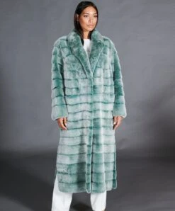 Nerzpelzmantel Lange Mit Halsring • Grüne Farbe -D’ARIENZO Verkäufe damen nerzmantel lange echtes nerzfell grune farbe 4