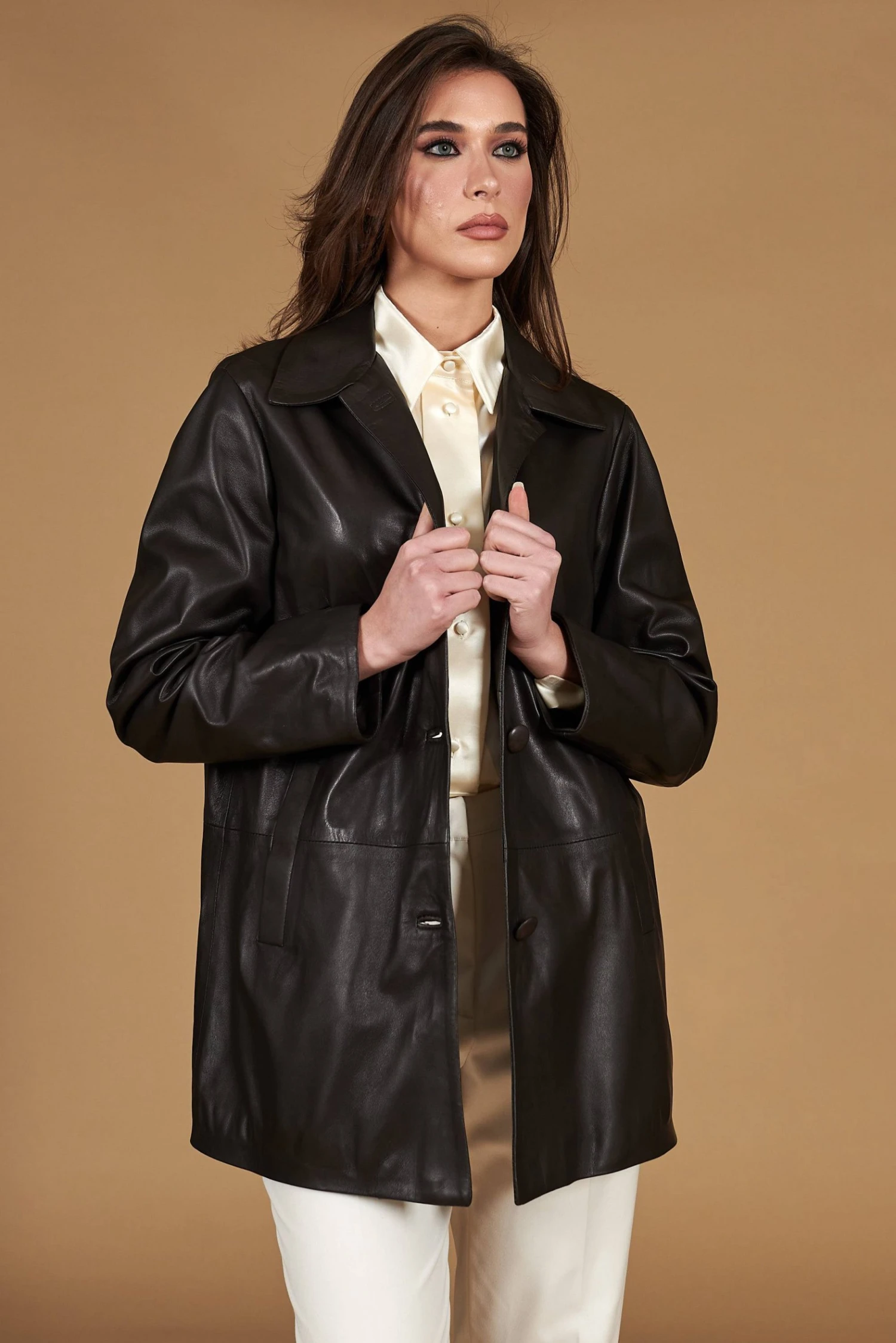 Braune Lederjacke übergroße Version 5 Braune Lederjacke übergroße Version – Bild 5