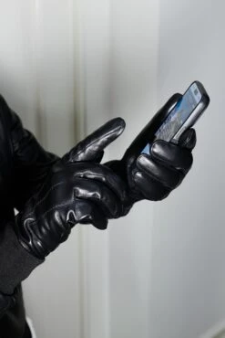 Herrehandschuh Aus Schwarzem Leder Mit Touchscreen