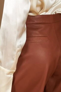 Lederfarben Ugefütterte Knielange Lederhose Mit Glattem -D’ARIENZO Verkäufe lederhose fur frauen echtes leder lederfarben Elina 6