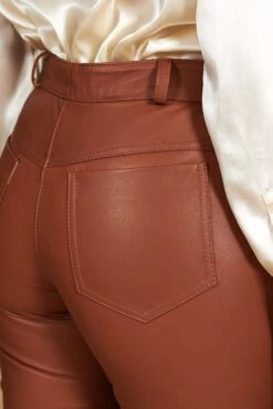 Lederfarbene Hose Aus Leder Glatte-Effekt -D’ARIENZO Verkäufe lederhose fur frauen lederhose echtes leder lederfarben Penelope 6