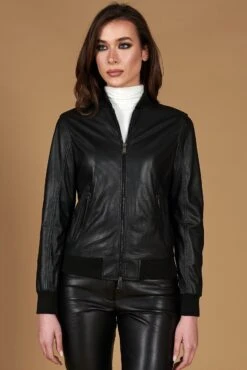 Schwarze Perforiertes Bomberjacke Glatte-Effekt