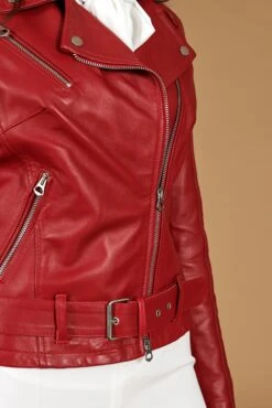 Chiodo Rote Bikerjacke Aus Leder Mit Glattem Nappa Gürtel -D’ARIENZO Verkäufe lederjacke frau biker rot 10