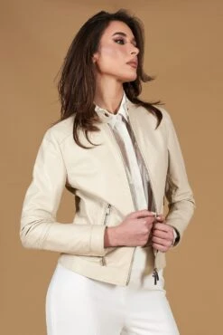 Cremfarben Lederjacke Glattem Effektzwei Taschen Koreanischer Kragen 19 Cremfarben Lederjacke Glattem Effektzwei Taschen Koreanischer Kragen -D’ARIENZO Verkäufe lederjacke fur frau bikerjacke echtes leder cremefarben Linda 6