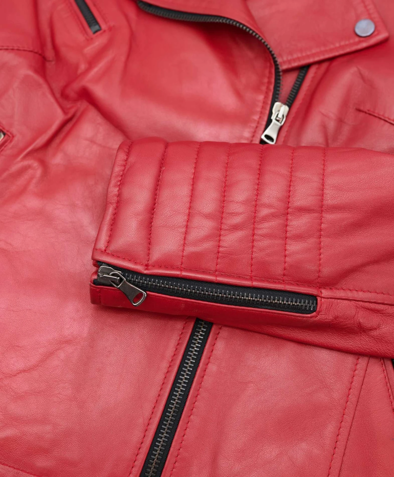 Rote Lammleder Steppjacke Aus Nappa Mit Glatte Wirkung 9 Rote Lammleder Steppjacke Aus Nappa Mit Glatte Wirkung – Bild 9