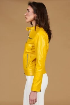 Gelbe Bikerlederjacke Naturleder Glatte-effekt 19 Gelbe Bikerlederjacke Naturleder Glatte-effekt -D’ARIENZO Verkäufe lederjacke fur frauen bikerjacke echtes leder Gelb Giulia 7