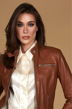 Lederfarben Lederjacke Bikerjacke Naturleder Glatte-effekt -D’ARIENZO Verkäufe lederjacke fur frauen bikerjacke echtes leder lederfarben Giulia 2