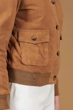 Beige Wildlederjacke Bomberjacke Mit Knöpfen -D’ARIENZO Verkäufe lederjacke fur frauen bomberjacke echtes leder beige Faty 9