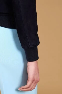 Blaue Wildlederjacke Bomberjacke Mit Knöpfen -D’ARIENZO Verkäufe lederjacke fur frauen bomberjacke echtes leder blaue Faty 11