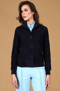 Blaue Wildlederjacke Bomberjacke Mit Knöpfen -D’ARIENZO Verkäufe lederjacke fur frauen bomberjacke echtes leder blaue Faty 4