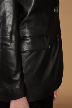 Einreihige Schwarze Lederjacke Mit Knöpfen Glatte-effekt -D’ARIENZO Verkäufe lederjacke fur frauen lederblazer damen echtes leder schwarze Aurora 11