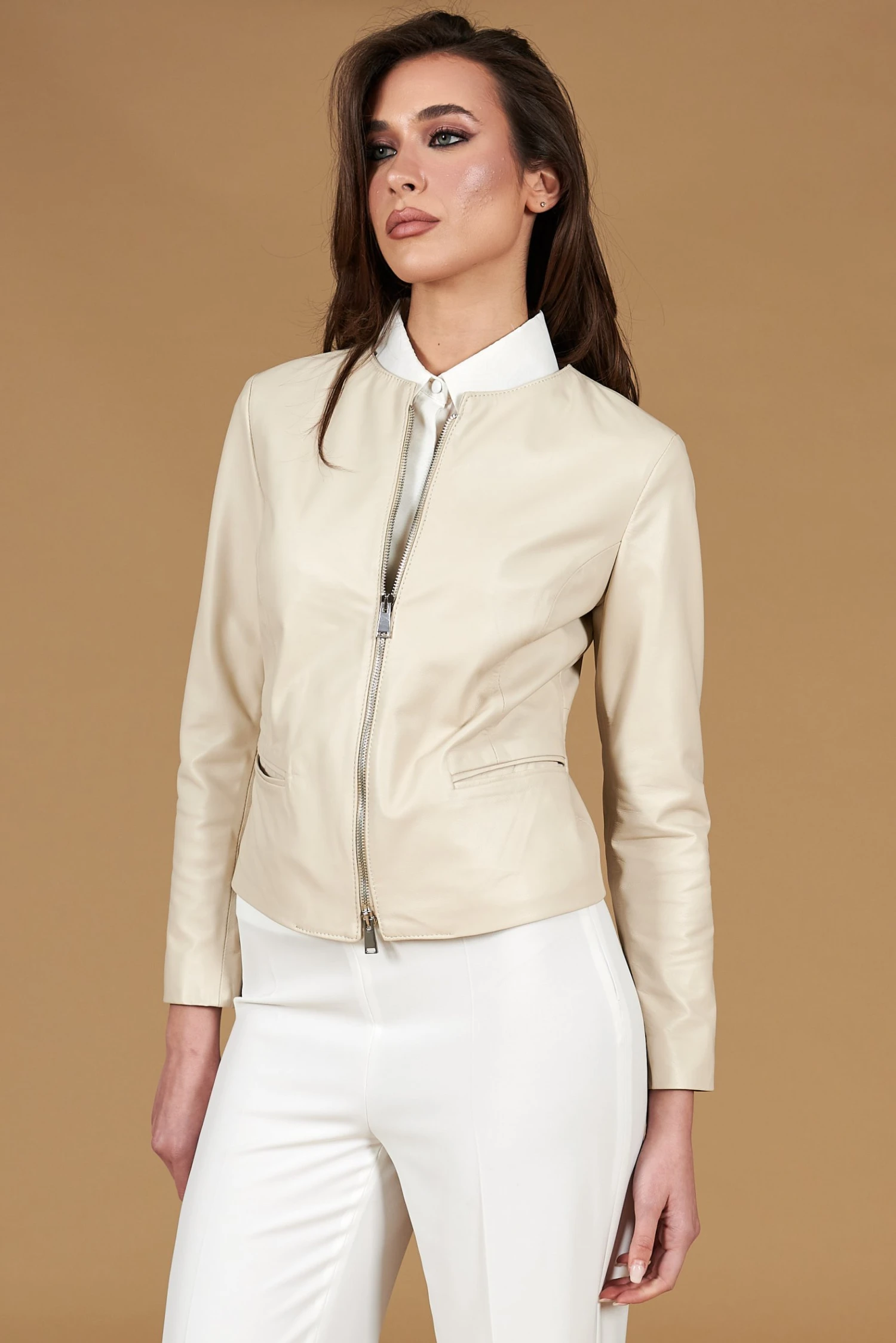 Cremefarben Lederjacke Rundhalskragen Glatter-effekt 7 Cremefarben Lederjacke Rundhalskragen Glatter-effekt – Bild 7