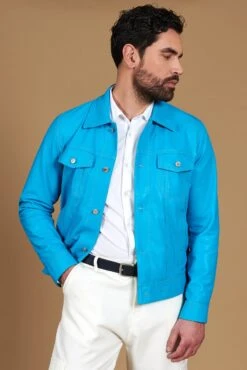 Türkisfarbene Bikerlederjacke Knöpfen Und Hemdkragen