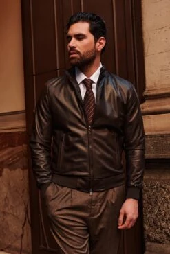 Bomber Dunkelbraune Lederjacke Glatter Effekt -D’ARIENZO Verkäufe lederjacke fur herren bomber echtes leder dunkelbraube 106 2