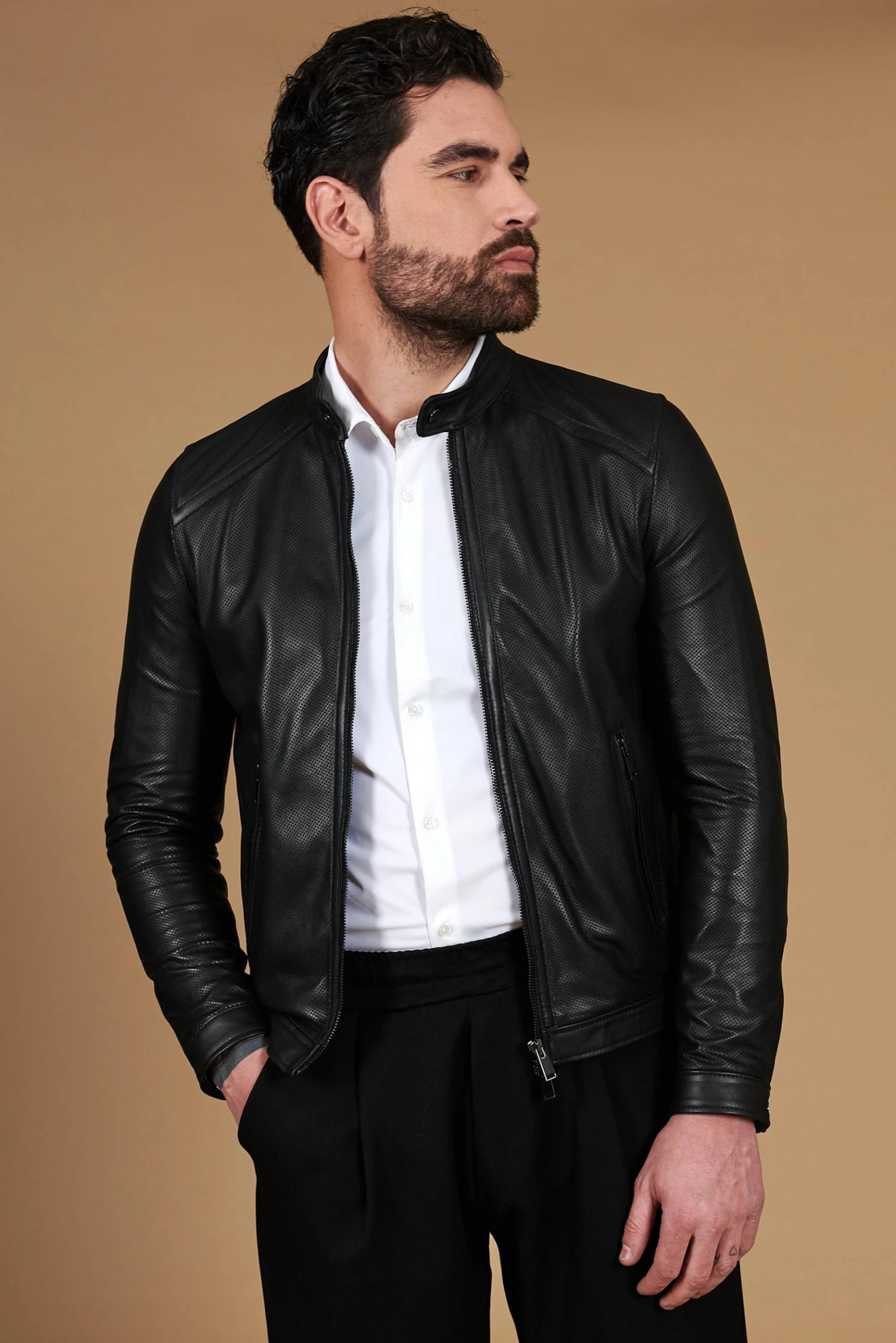 Schwarze Perforiertes Lederjacke Glatte-Effekt 4 Schwarze Perforiertes Lederjacke Glatte-Effekt – Bild 4