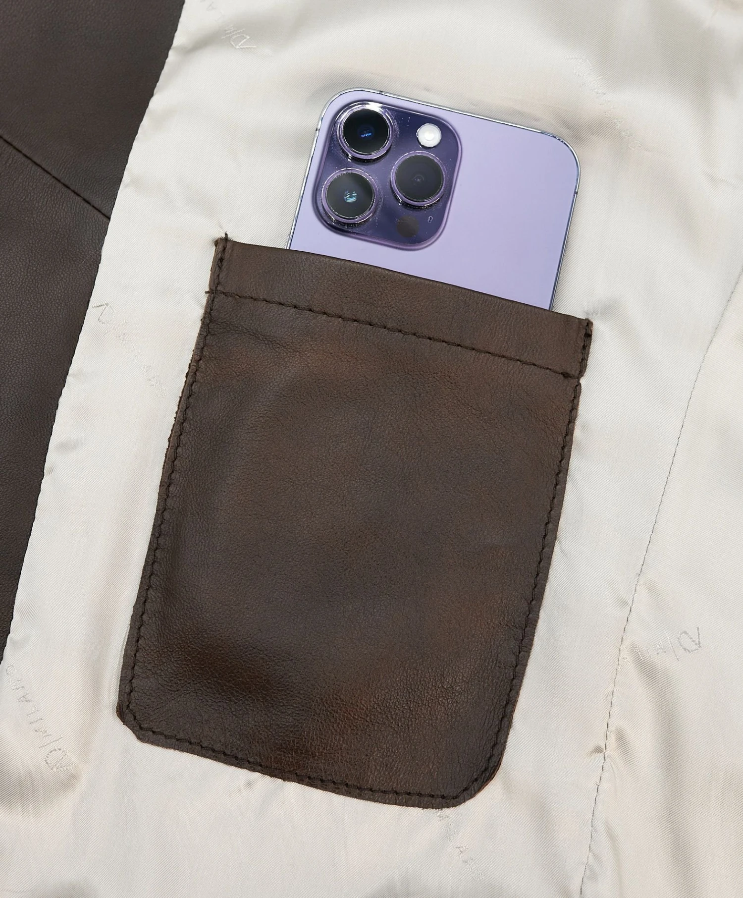 Bomberjacke Aus Braune Leder Mit Canne-Stickerei 10 Bomberjacke Aus Braune Leder Mit Canne-Stickerei – Bild 10