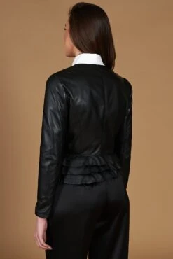 Schwarze Nappalederjacke Mit Glatten Volants 25 Schwarze Nappalederjacke Mit Glatten Volants -D’ARIENZO Verkäufe lederjacke schwarz f105bl 9