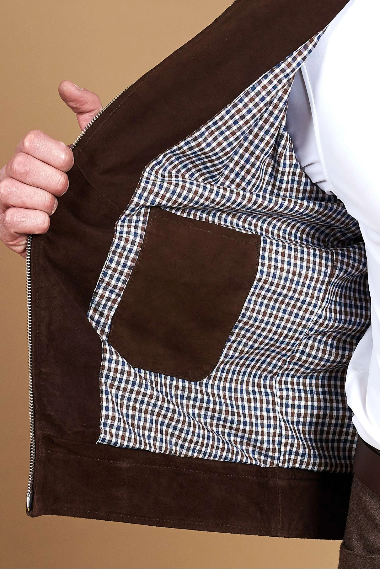 Dunkelraune Lederjacke Wildleder Mit Reißverschluss 14 Dunkelraune Lederjacke Wildleder Mit Reißverschluss – Bild 14