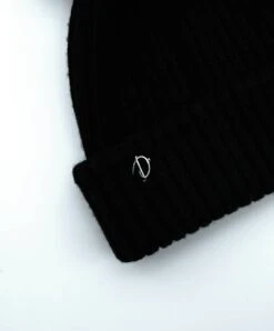 Schwarze Wollmütze Mit Mehrfarbig Pelzbommel -D’ARIENZO Verkäufe merino wollm tze schwarze aus pompon pelz mehrfarbig Taylor 3