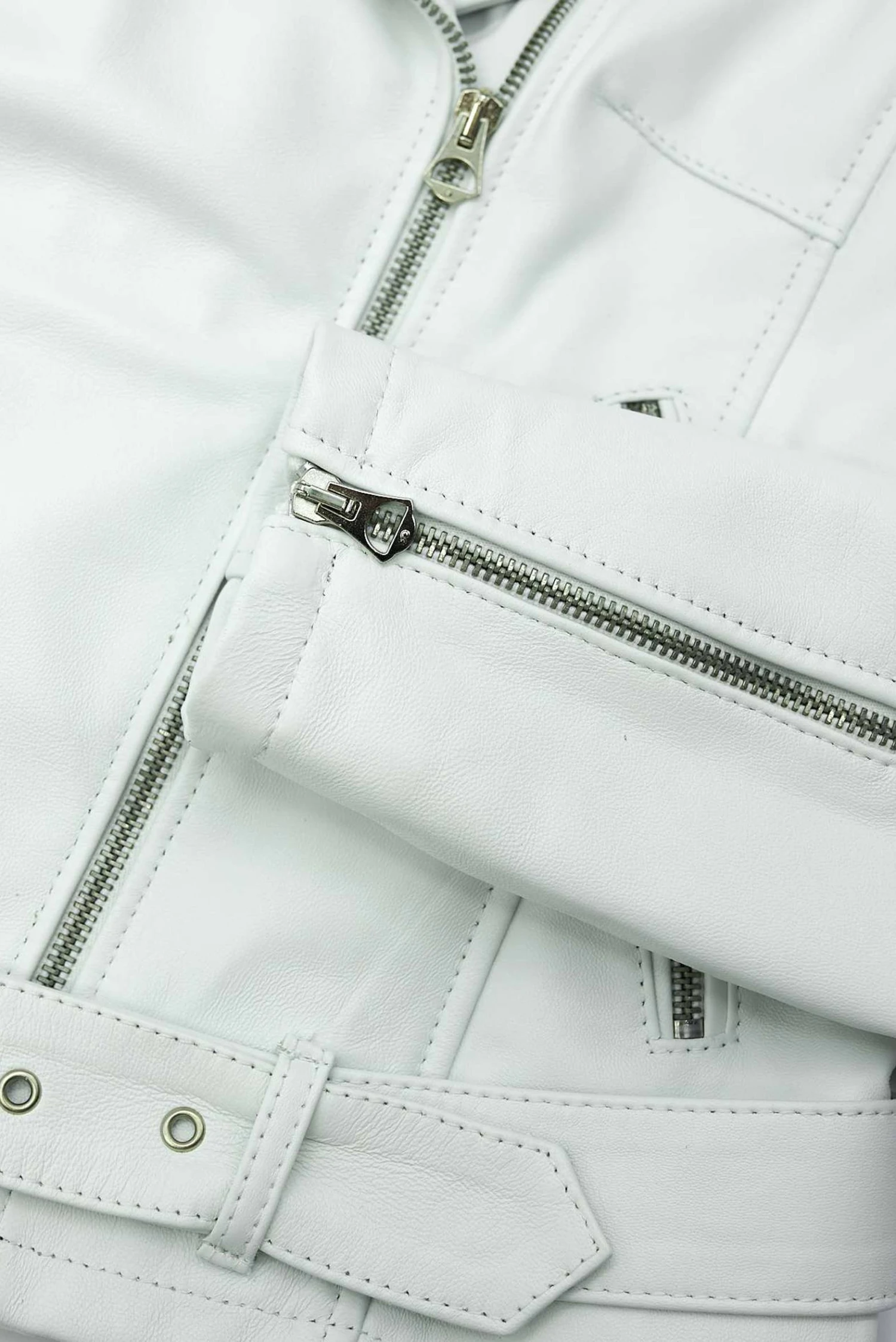 Chiodo Weiße Bikerjacke Aus Glattem Nappa Leder Mit Gürtel 17 Chiodo Weiße Bikerjacke Aus Glattem Nappa Leder Mit Gürtel – Bild 17