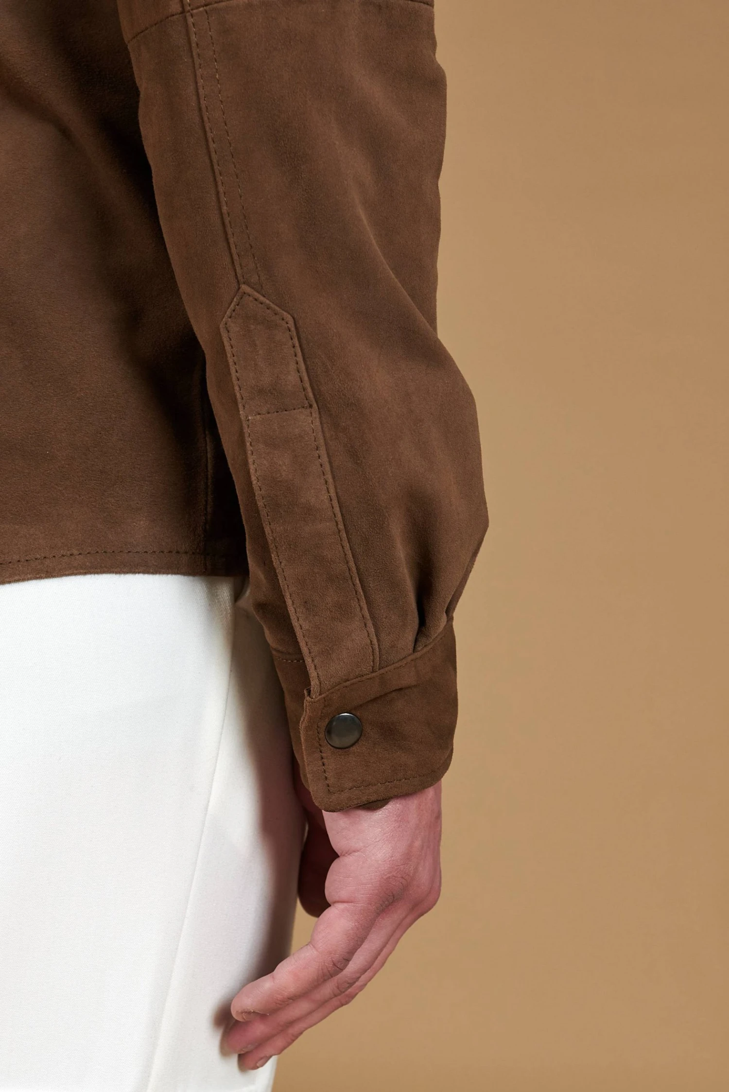 Taupe Ungefüttert Wildlederhemd Mit Knopfverschluss 12 Taupe Ungefüttert Wildlederhemd Mit Knopfverschluss – Bild 12