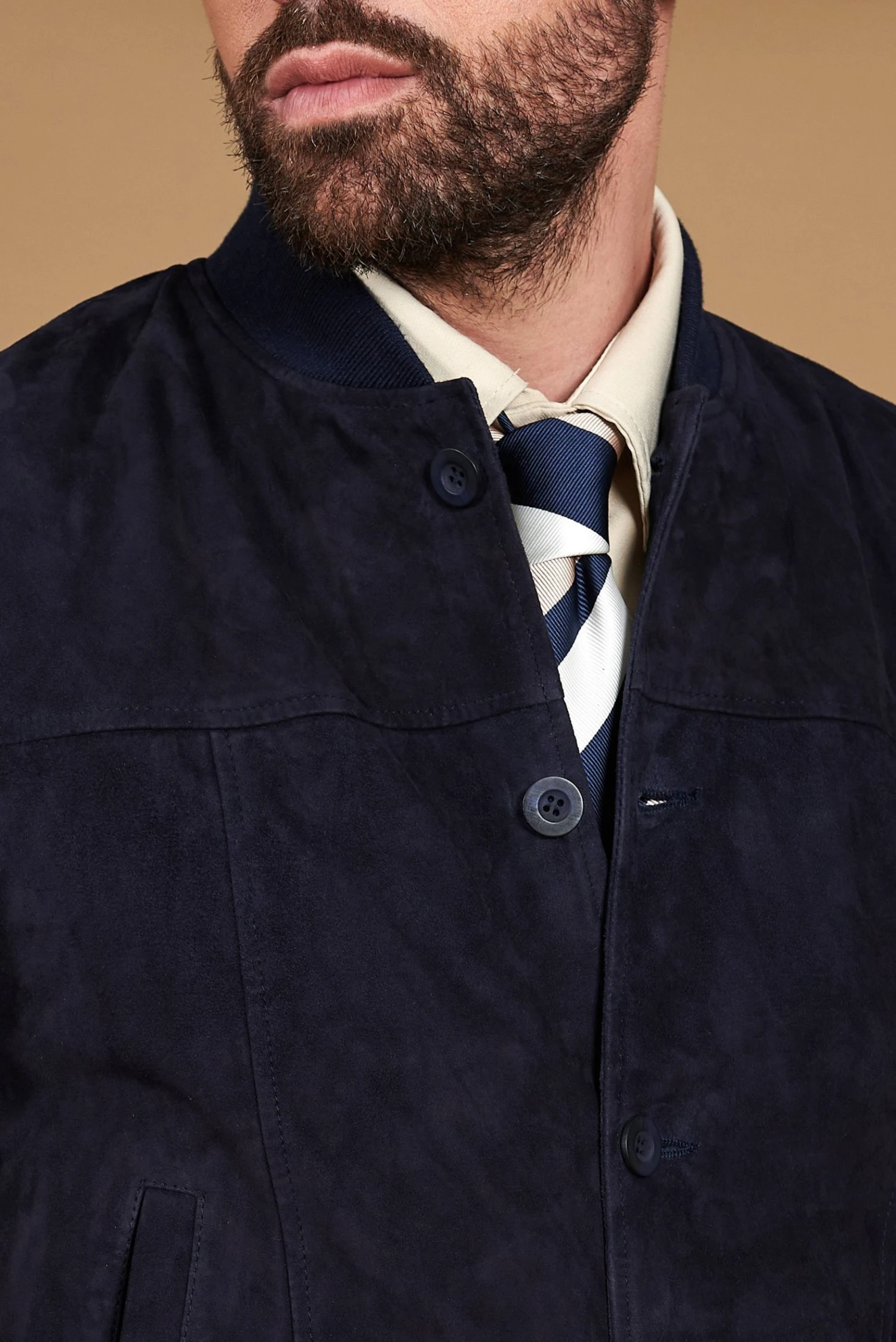 Blaue Wildlederweste Mit Knöpfen 11 Blaue Wildlederweste Mit Knöpfen – Bild 11