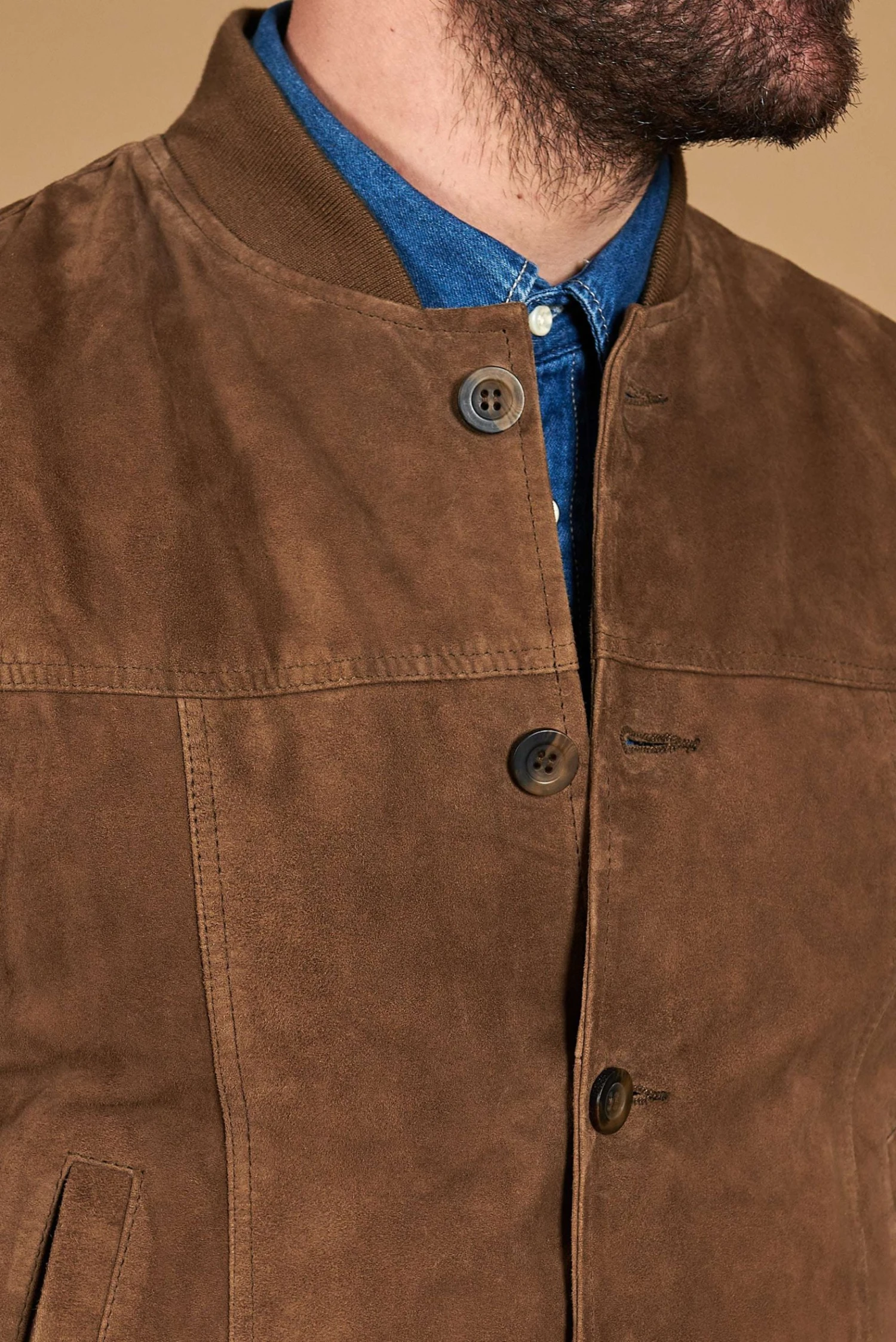 Taupe Wildlederweste Mit Knöpfen 9 Taupe Wildlederweste Mit Knöpfen – Bild 9